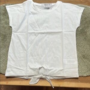 Girls simply white tie at the bottom shirt, the children’s place